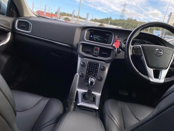 Used Volvo V40 2016 for sale - 76237031: Photo 13