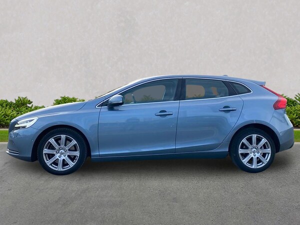 Used Volvo V40 2016 for sale - 76237031: Photo 19