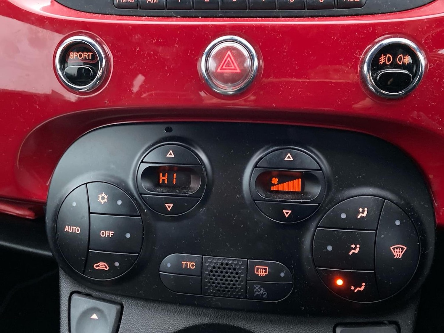 Used Abarth 595 2016 for sale - 77536086: Photo 12