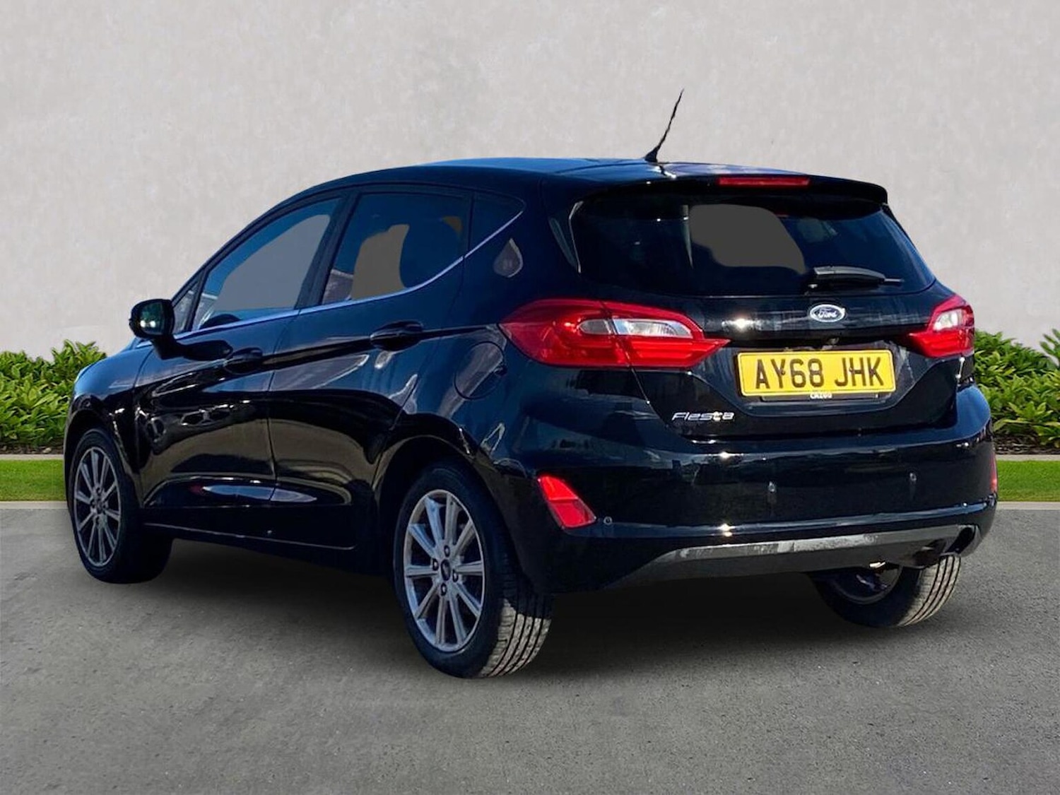 Used Ford Fiesta 2018 for sale - 76391776: Photo 2