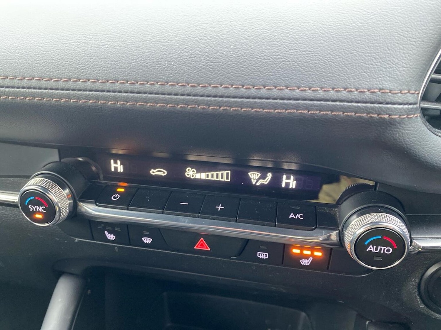 Used Mazda Mazda3 2022 for sale - 76627992: Photo 12