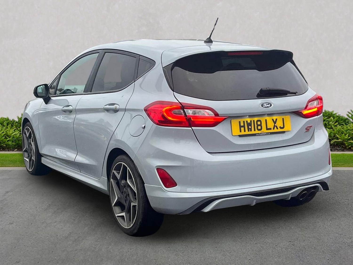 Used Ford Fiesta 2018 for sale - 77033477: Photo 2
