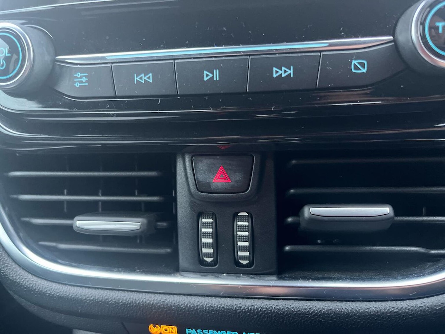 Used Ford Fiesta 2018 for sale - 77033477: Photo 22