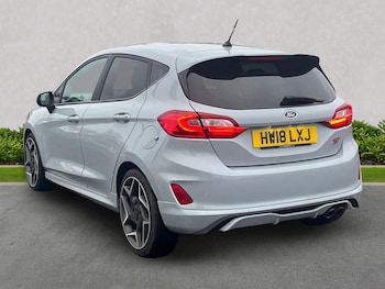 Used Ford Fiesta 2018 for sale - 77033477: Photo