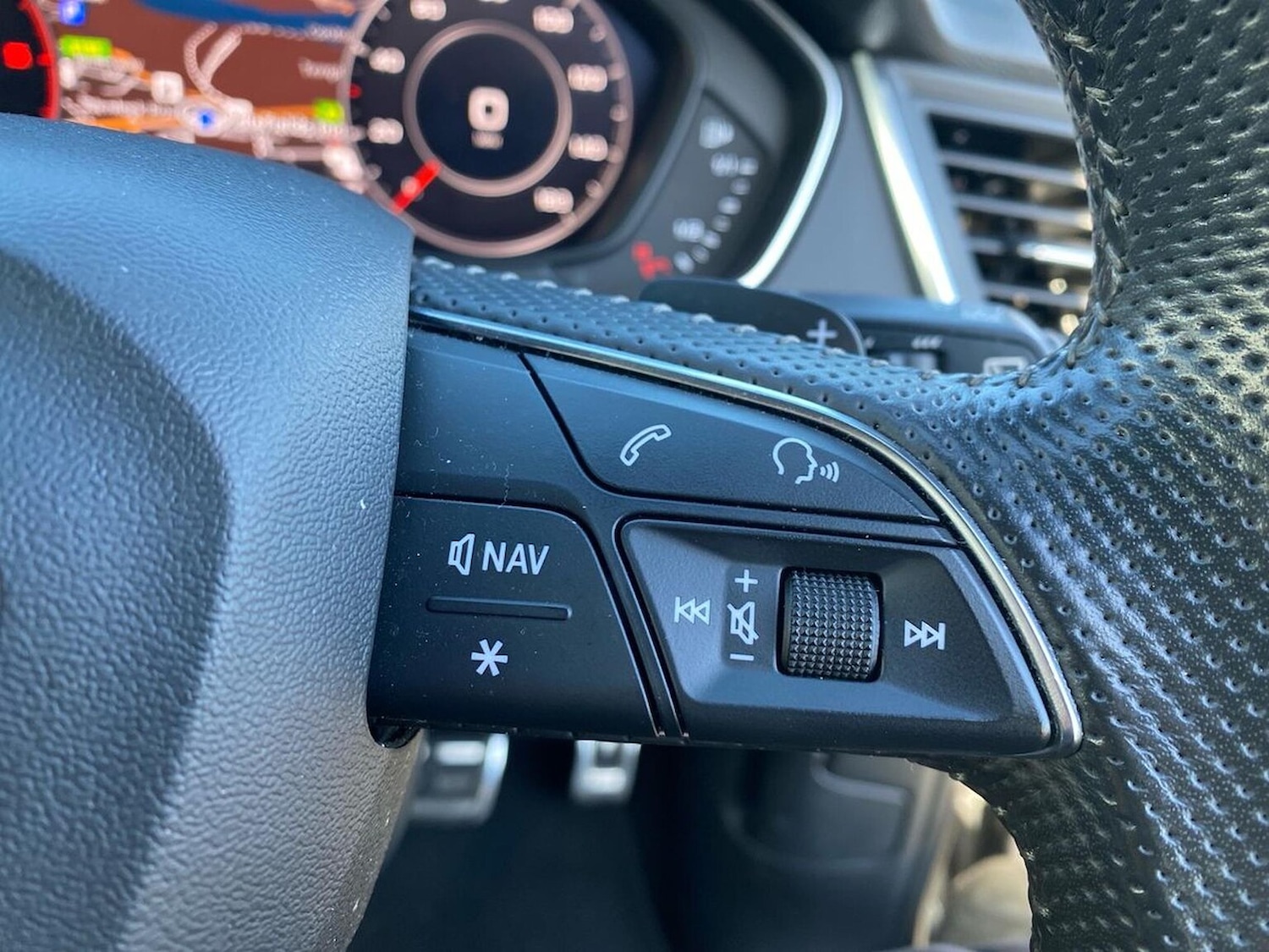 Used Audi Q5 2018 for sale - 76807484: Photo 27