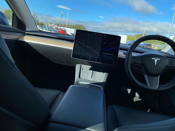 Used Tesla Model 3 2021 for sale - 76182489: Photo 13