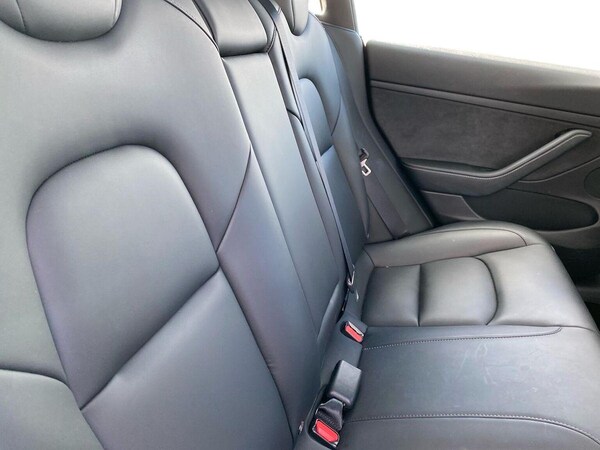 Used Tesla Model 3 2021 for sale - 76182489: Photo 16