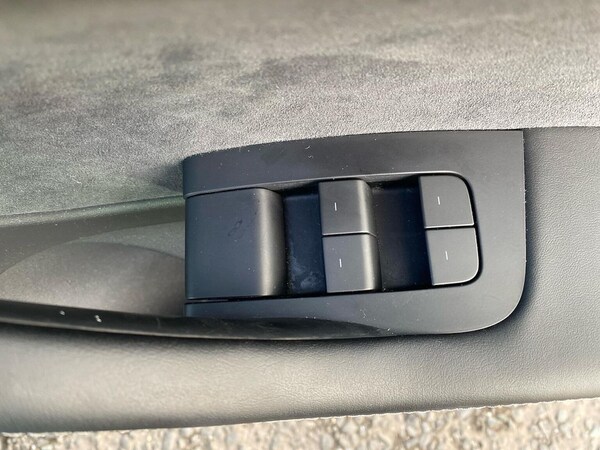Used Tesla Model 3 2021 for sale - 76182489: Photo 21