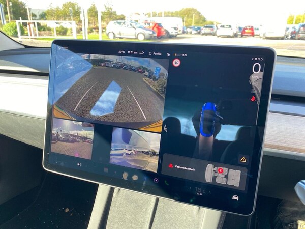 Used Tesla Model 3 2021 for sale - 76182489: Photo 23