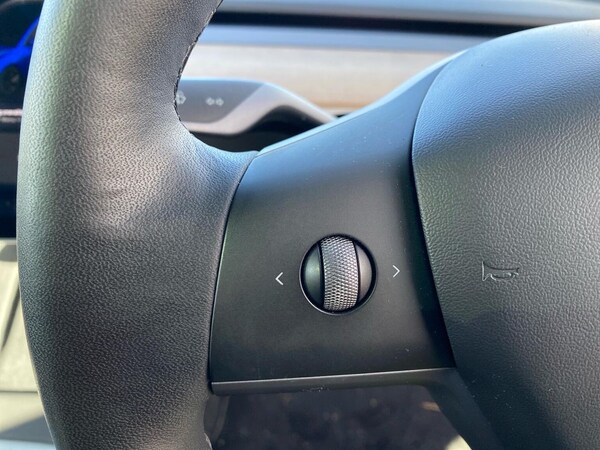Used Tesla Model 3 2021 for sale - 76182489: Photo 26