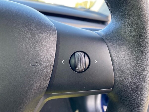 Used Tesla Model 3 2021 for sale - 76182489: Photo 27
