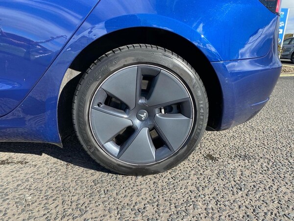 Used Tesla Model 3 2021 for sale - 76182489: Photo 6