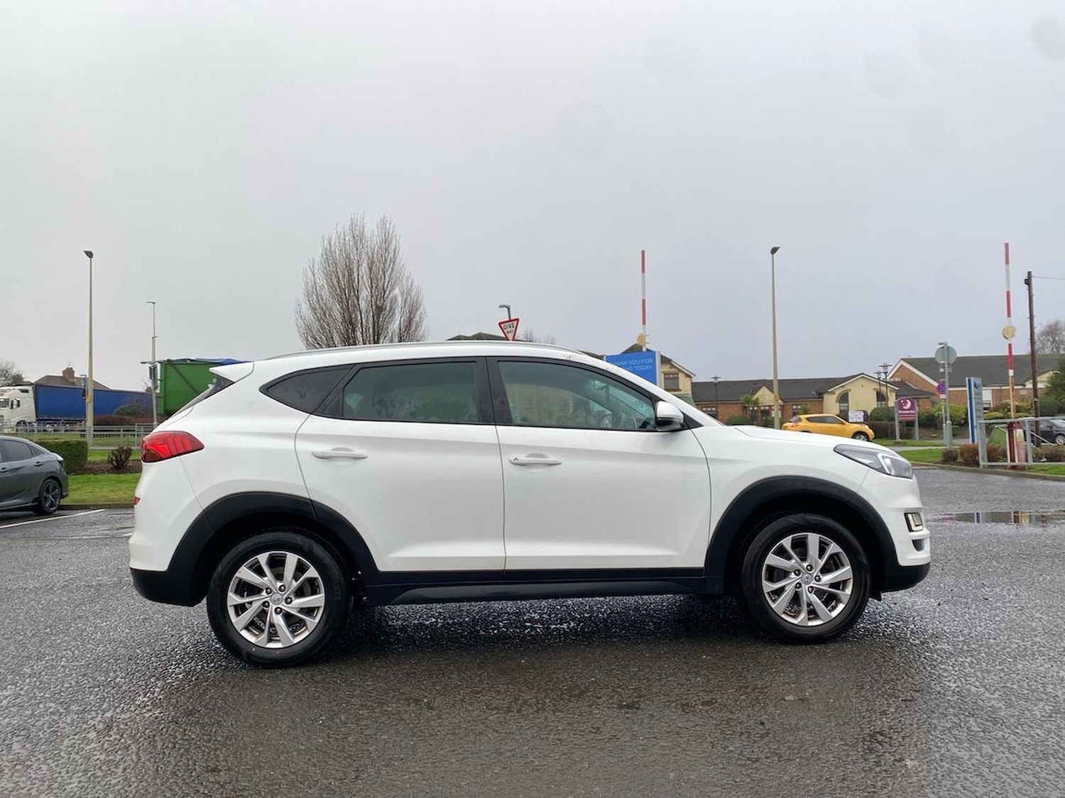 Used Hyundai TUCSON 2019 for sale - 77687993: Photo 3