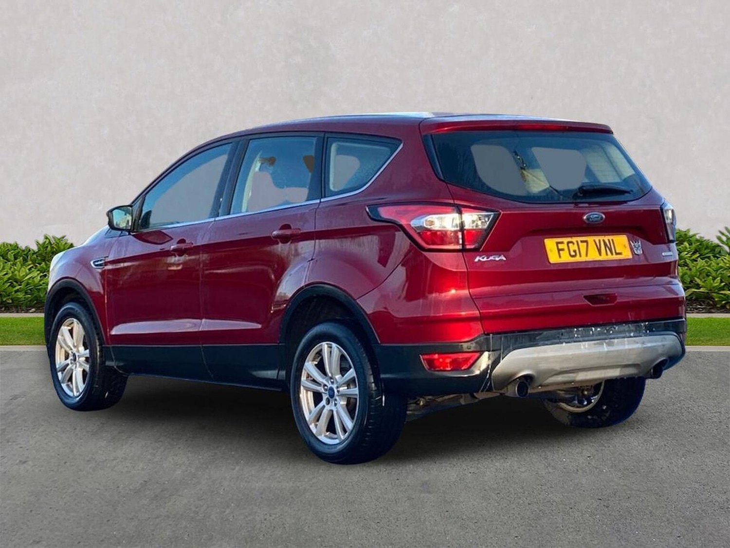 Used Ford Kuga 2017 for sale - 76859213: Photo 2