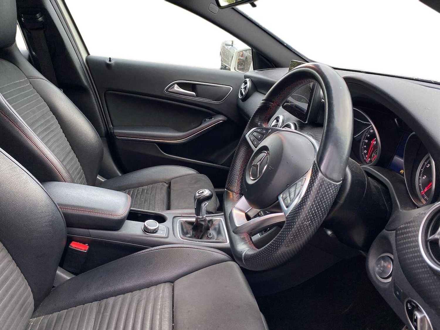 Used Mercedes-Benz A-Class 2018 for sale - 76449623: Photo 15