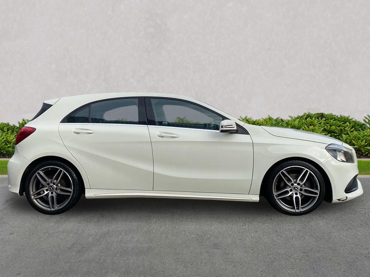 Used Mercedes-Benz A-Class 2018 for sale - 76449623: Photo 3