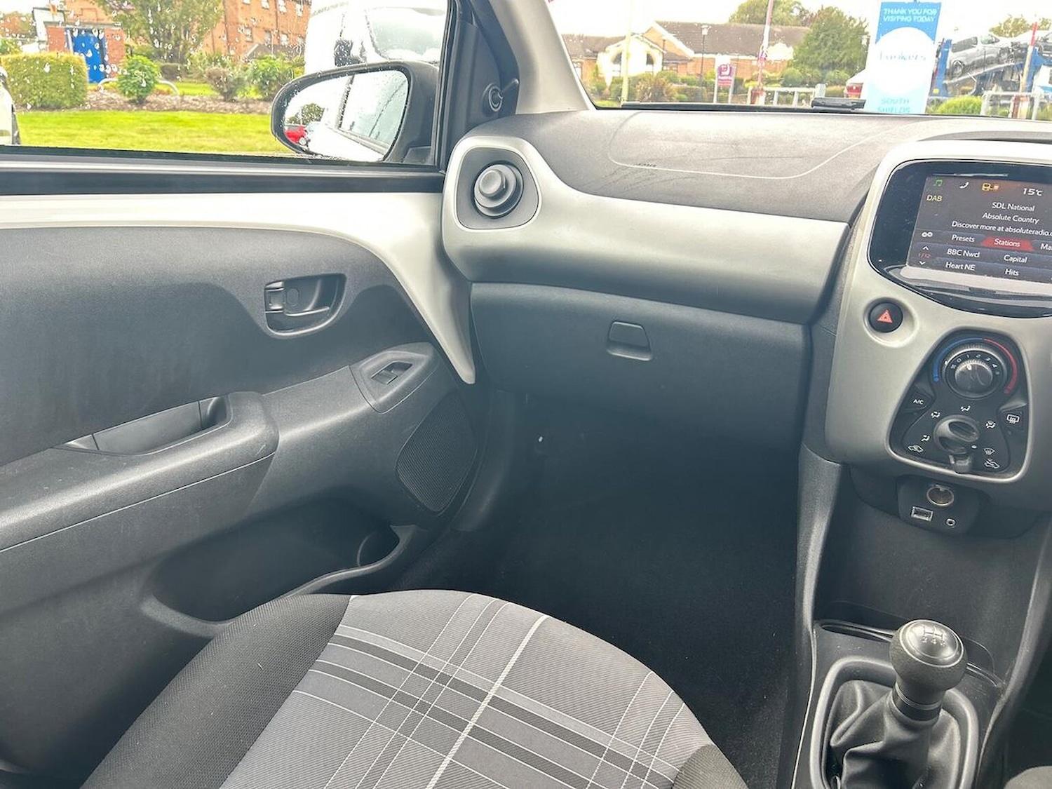 Used Peugeot 108 2016 for sale - 76107133: Photo 13