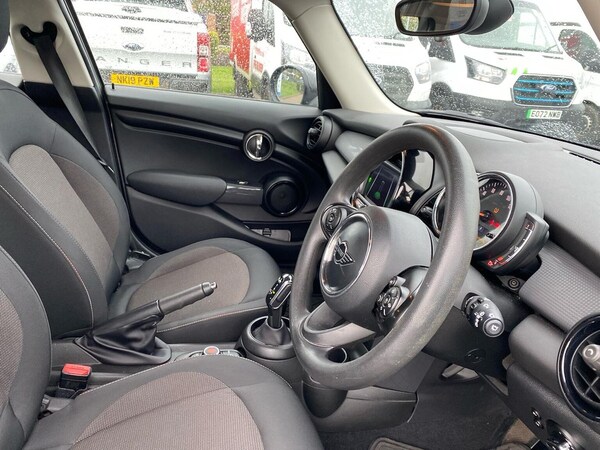 Used MINI Hatch 2018 for sale - 76329991: Photo 15