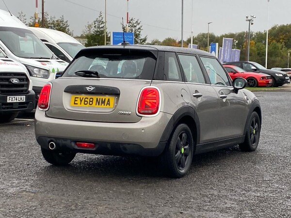 Used MINI Hatch 2018 for sale - 76329991: Photo 18