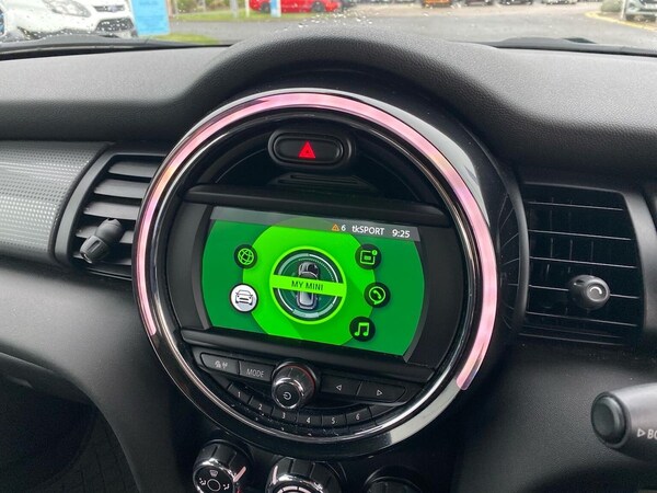 Used MINI Hatch 2018 for sale - 76329991: Photo 24