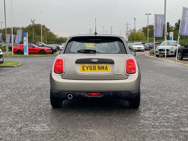 Used MINI Hatch 2018 for sale - 76329991: Photo 4