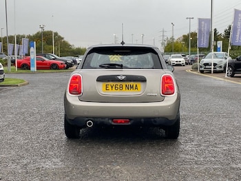 Used MINI Hatch 2018 for sale - 76329991: Photo 4