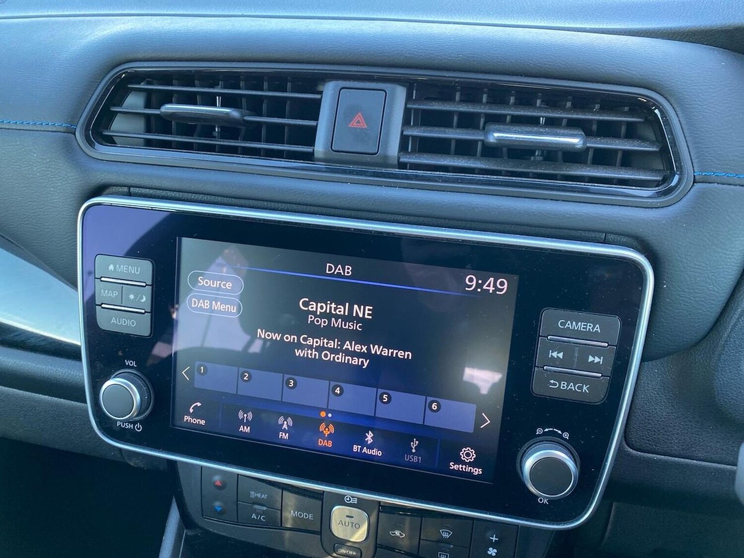 Used Nissan Leaf 2023 for sale - 76383386: Photo 11