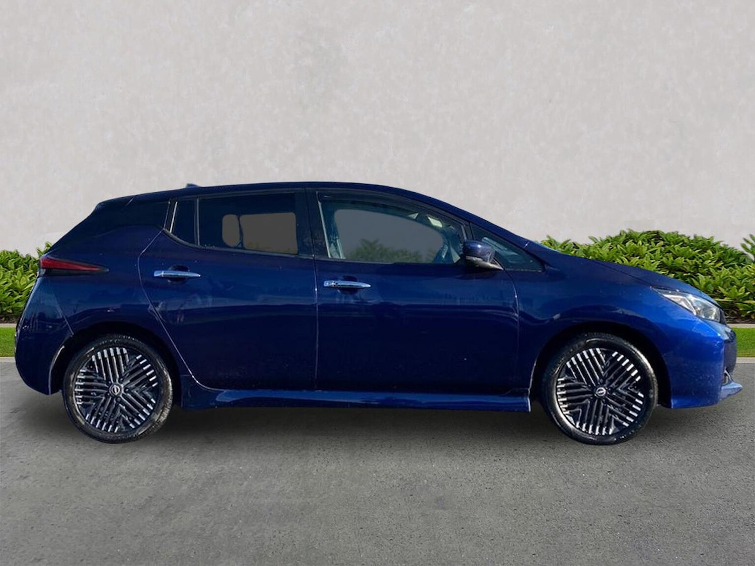 Used Nissan Leaf 2023 for sale - 76383386: Photo 3