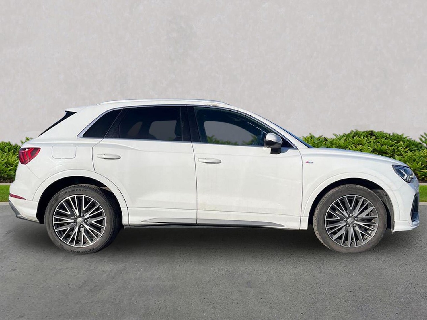 Used Audi Q3 2020 for sale - 78121907: Photo 3