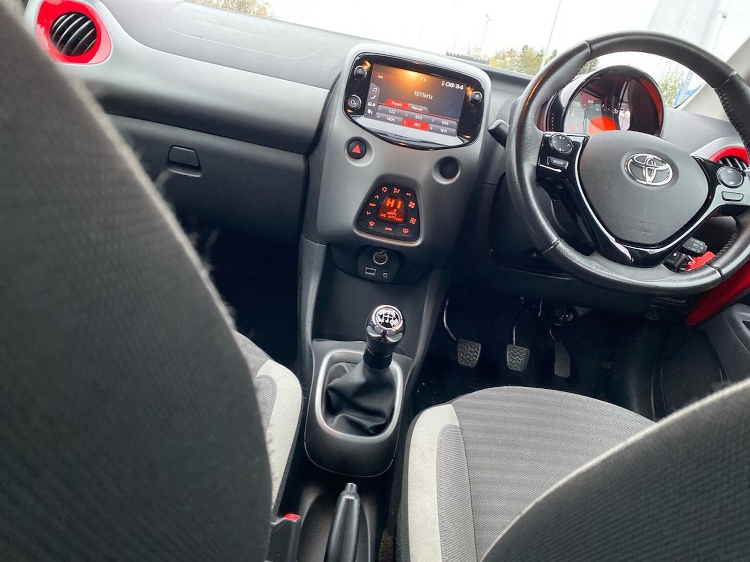 Used Toyota AYGO 2019 for sale - 76577273: Photo 13