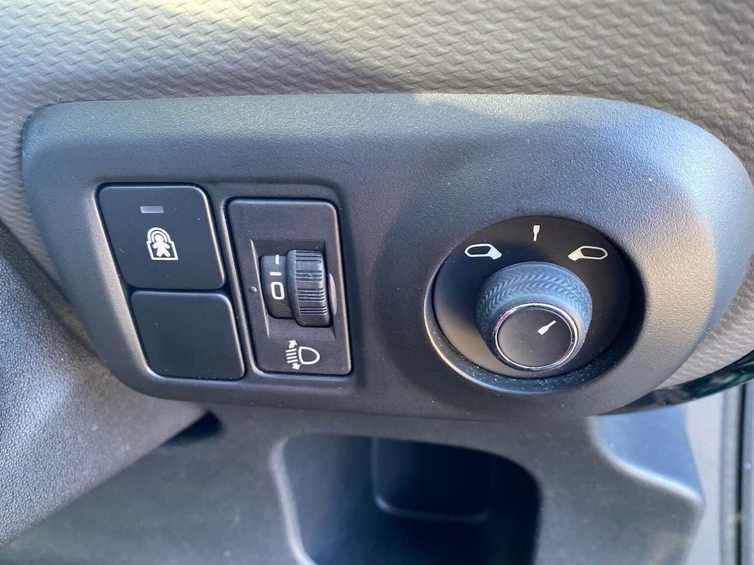 Used Citroen C4 Cactus 2018 for sale - 78211132: Photo 22