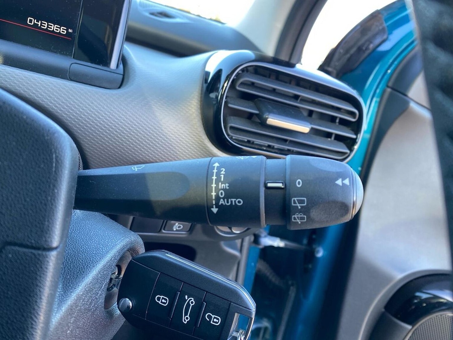 Used Citroen C4 Cactus 2018 for sale - 78211132: Photo 29