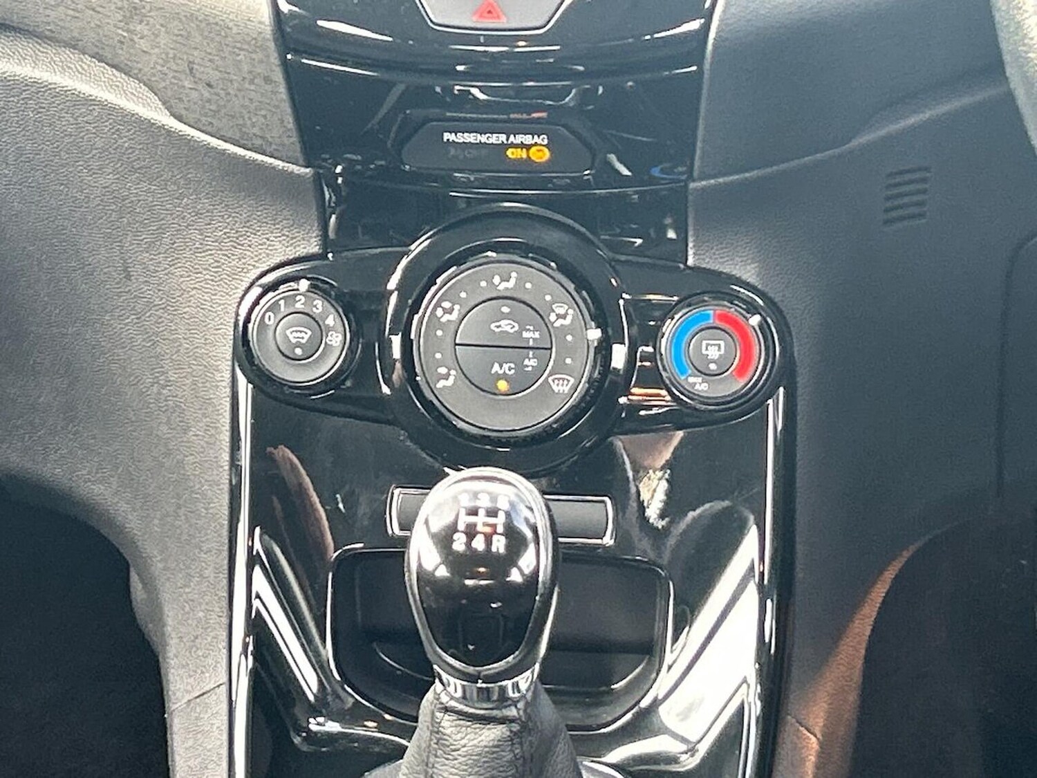 Used Ford Fiesta 2017 for sale - 76555451: Photo 12