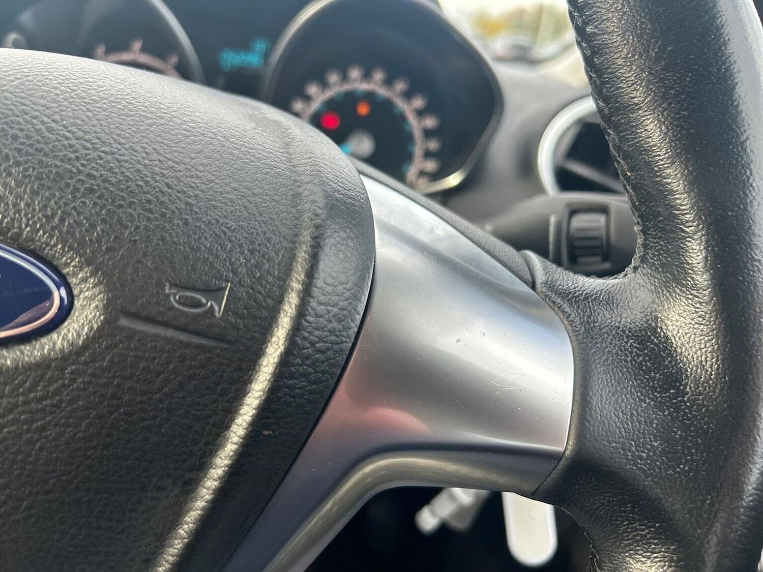 Used Ford Fiesta 2017 for sale - 76555451: Photo 26