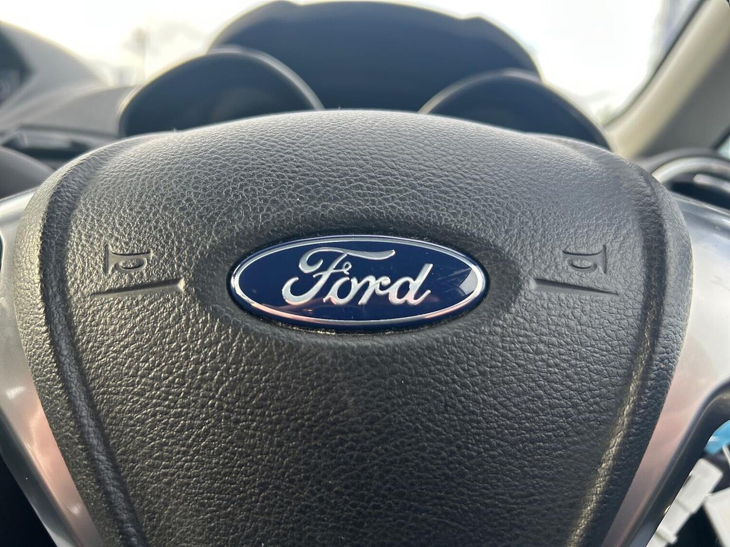 Used Ford Fiesta 2017 for sale - 76555451: Photo 30