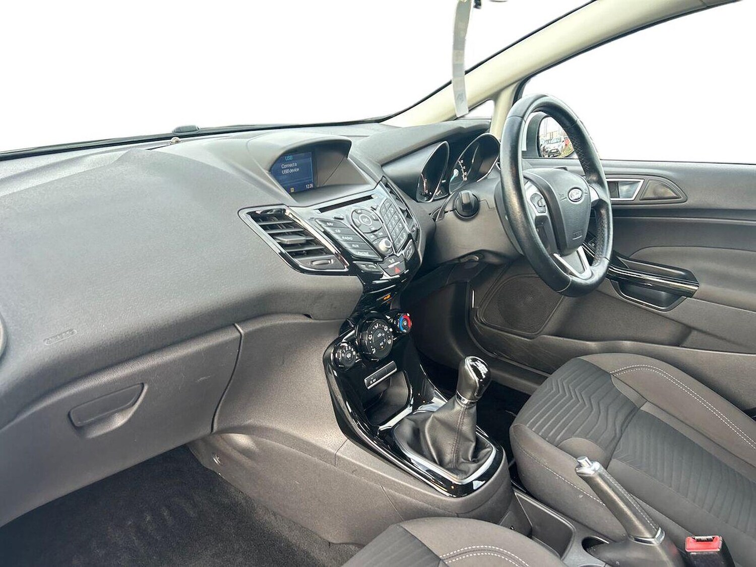 Used Ford Fiesta 2017 for sale - 76555451: Photo 7