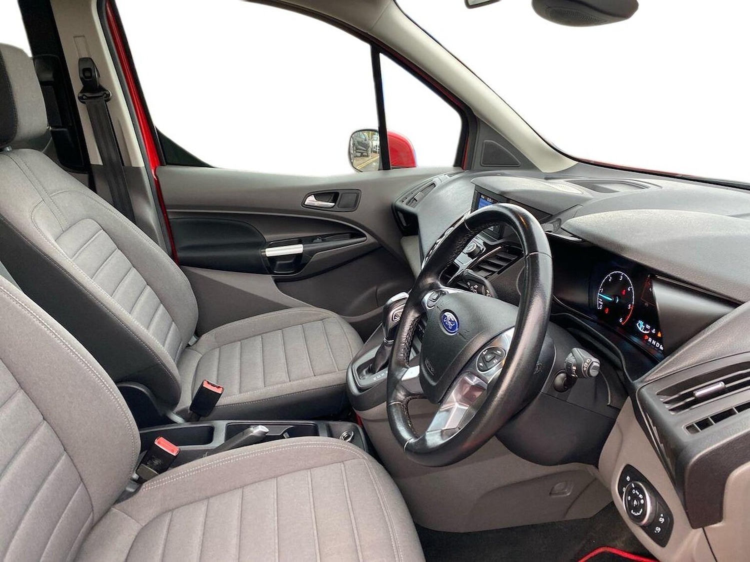 Used Ford Grand Tourneo Connect 2019 for sale - 76490728: Photo 15