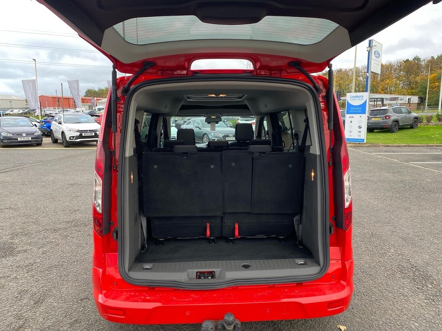 Used Ford Grand Tourneo Connect 2019 for sale - 76490728: Photo 17