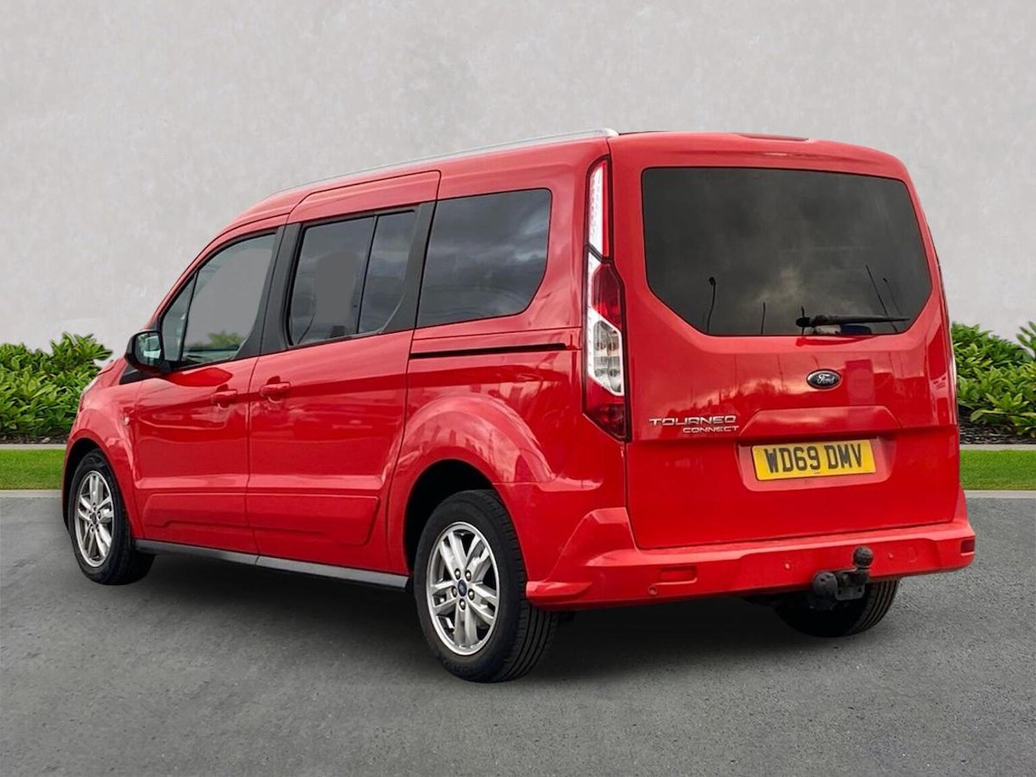 Used Ford Grand Tourneo Connect 2019 for sale - 76490728: Photo 2