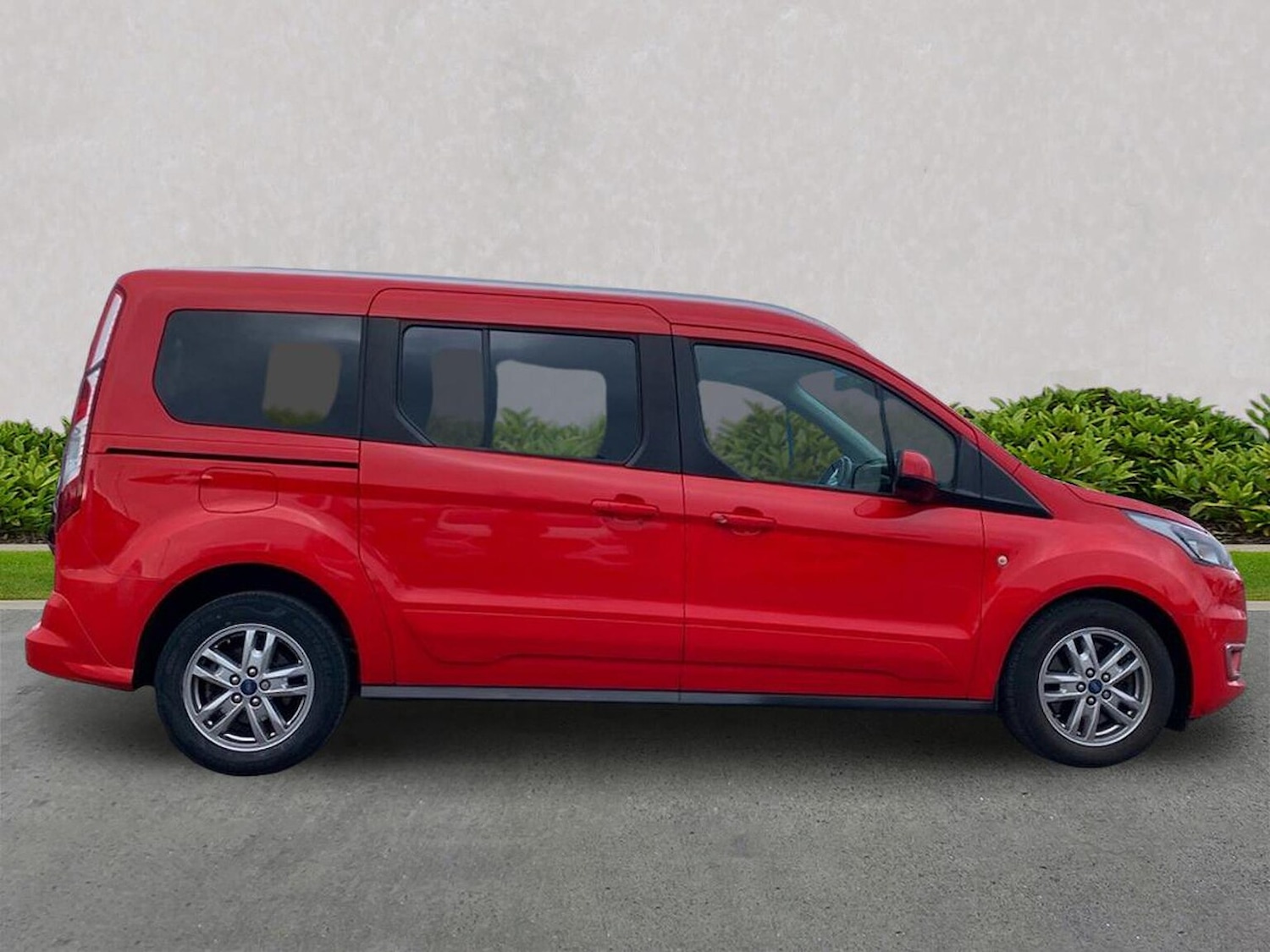 Used Ford Grand Tourneo Connect 2019 for sale - 76490728: Photo 3