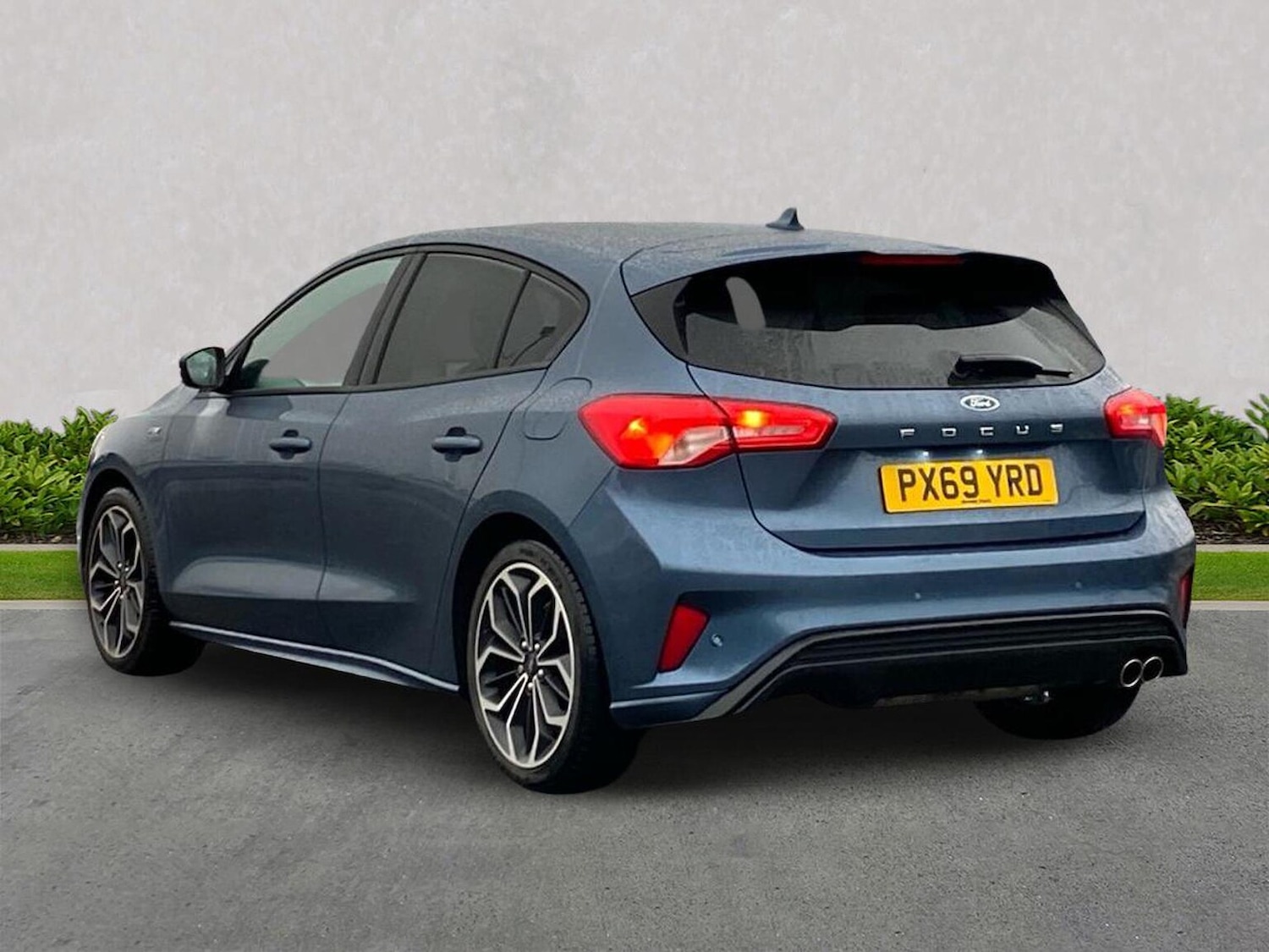 Used Ford Focus 2019 for sale - 76837218: Photo 2