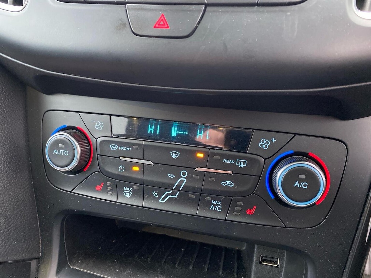 Used Ford Focus 2017 for sale - 76566548: Photo 12