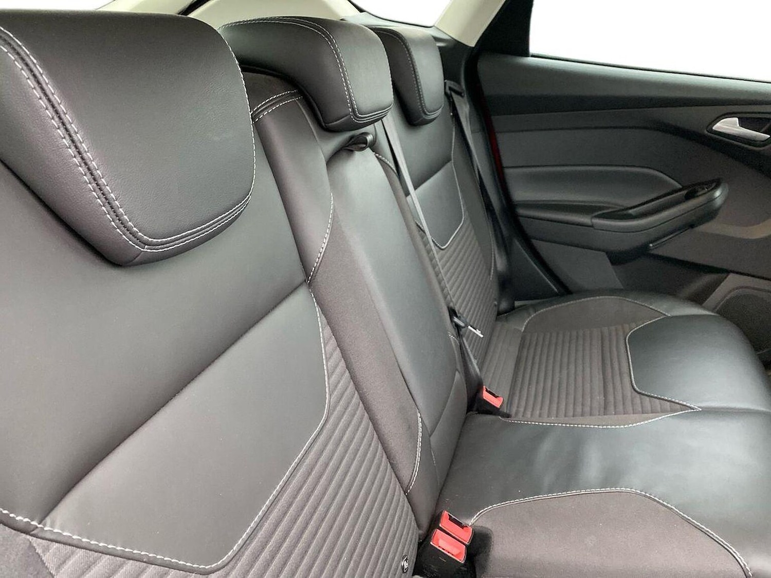 Used Ford Focus 2017 for sale - 76566548: Photo 16