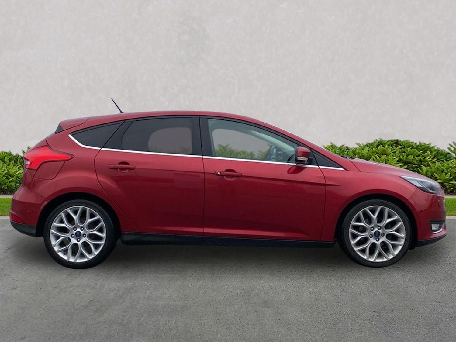 Used Ford Focus 2017 for sale - 76566548: Photo 3