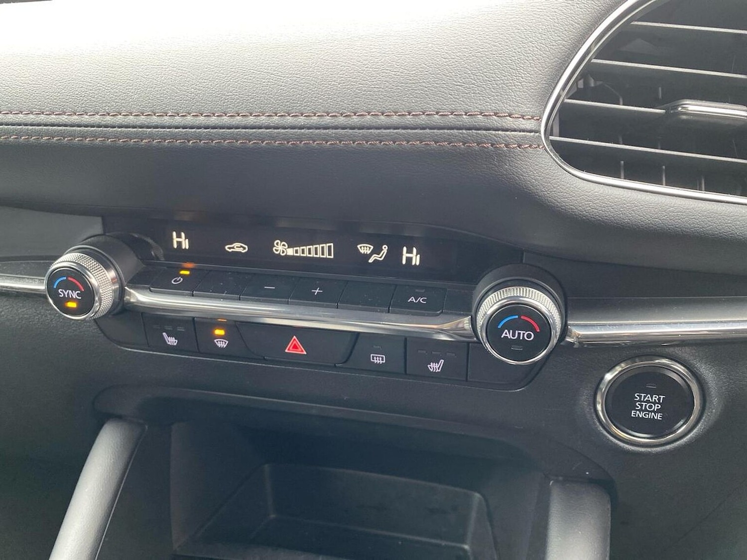 Used Mazda Mazda3 2023 for sale - 76212011: Photo 12