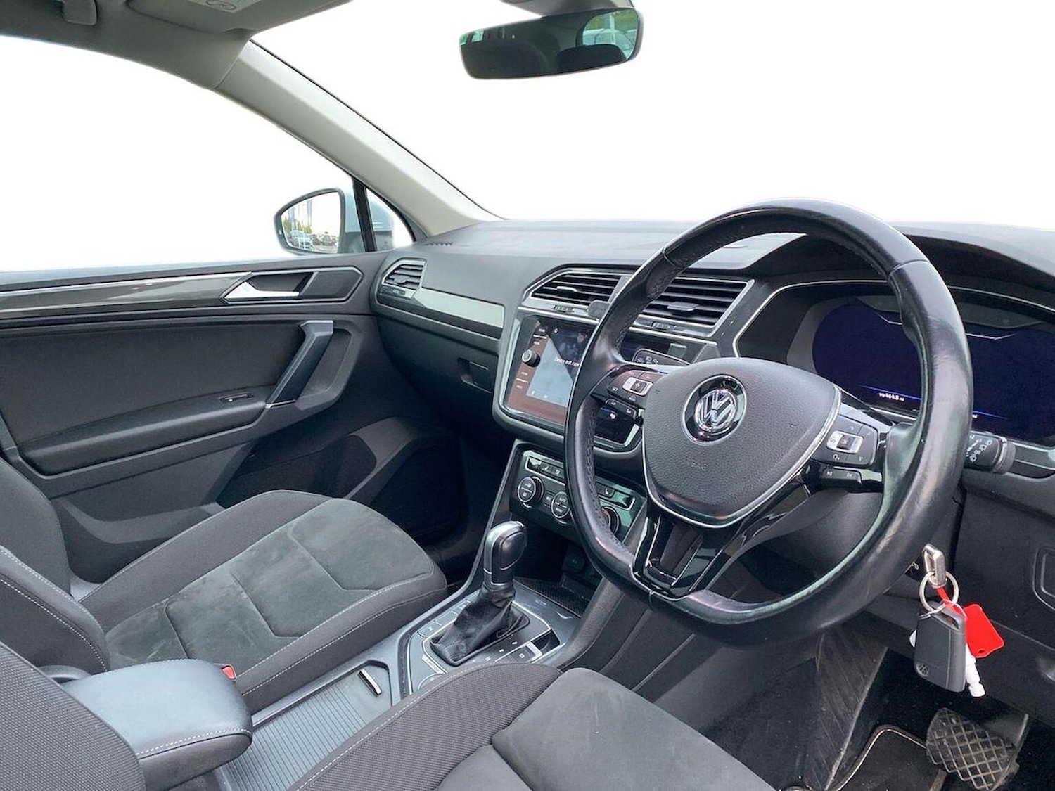 Used Volkswagen Tiguan 2018 for sale - 77061566: Photo 15