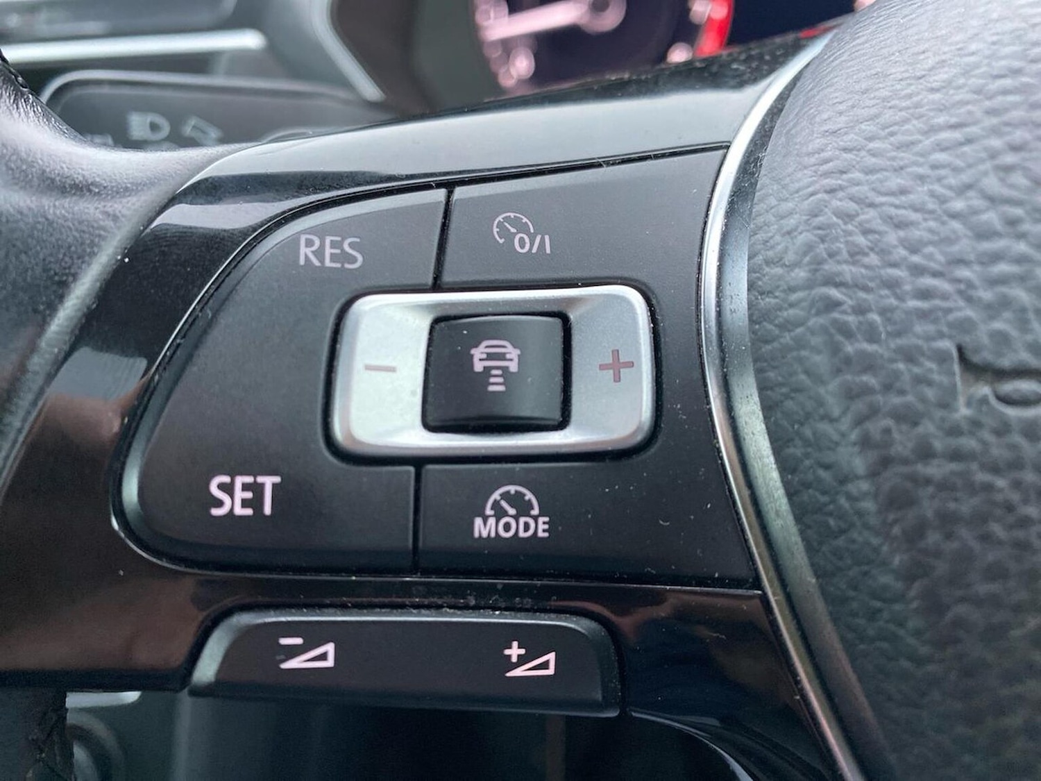 Used Volkswagen Tiguan 2018 for sale - 77061566: Photo 26