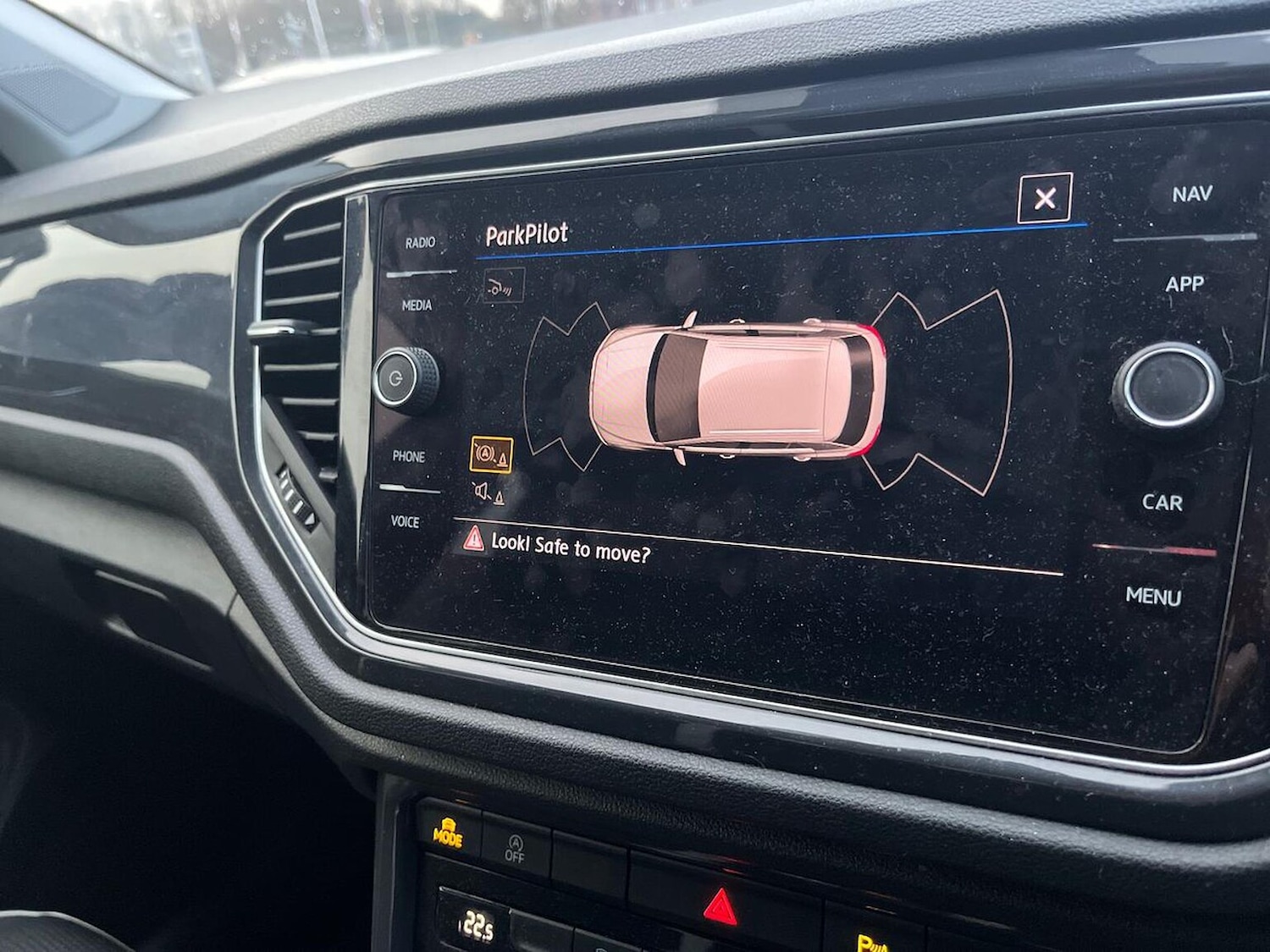 Used Volkswagen T-Roc 2018 for sale - 77775183: Photo 11