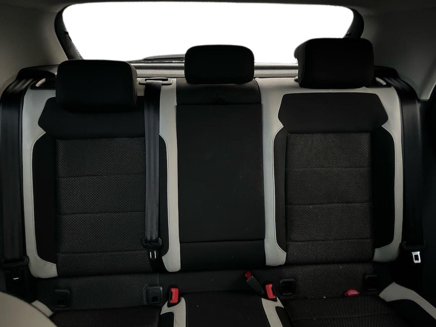 Used Volkswagen T-Roc 2018 for sale - 77775183: Photo 16