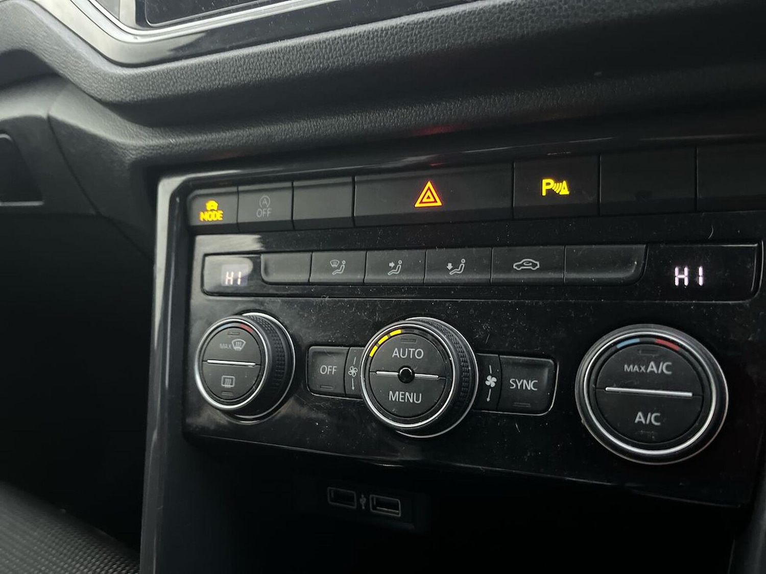 Used Volkswagen T-Roc 2018 for sale - 77775183: Photo 22